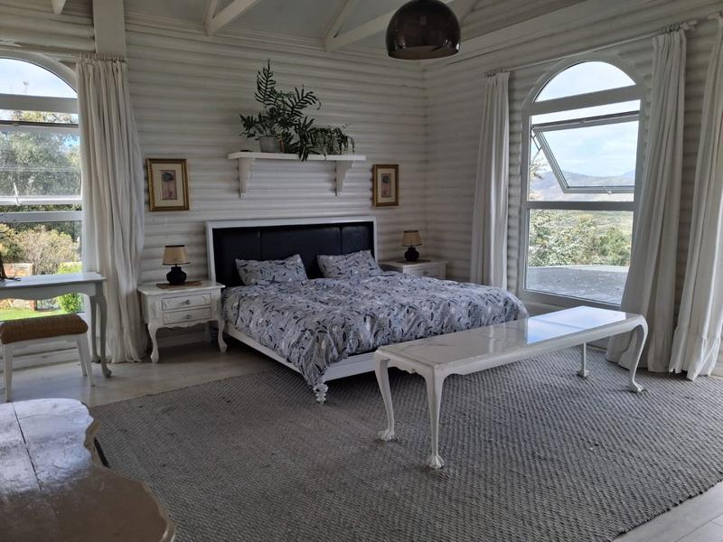 To Let 5 Bedroom Property for Rent in San Michel Western Cape